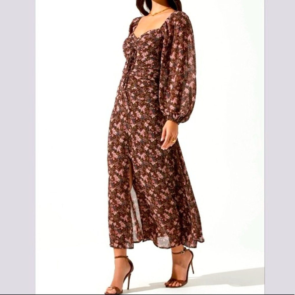 ASTR Floral Midi Dress NWT!
